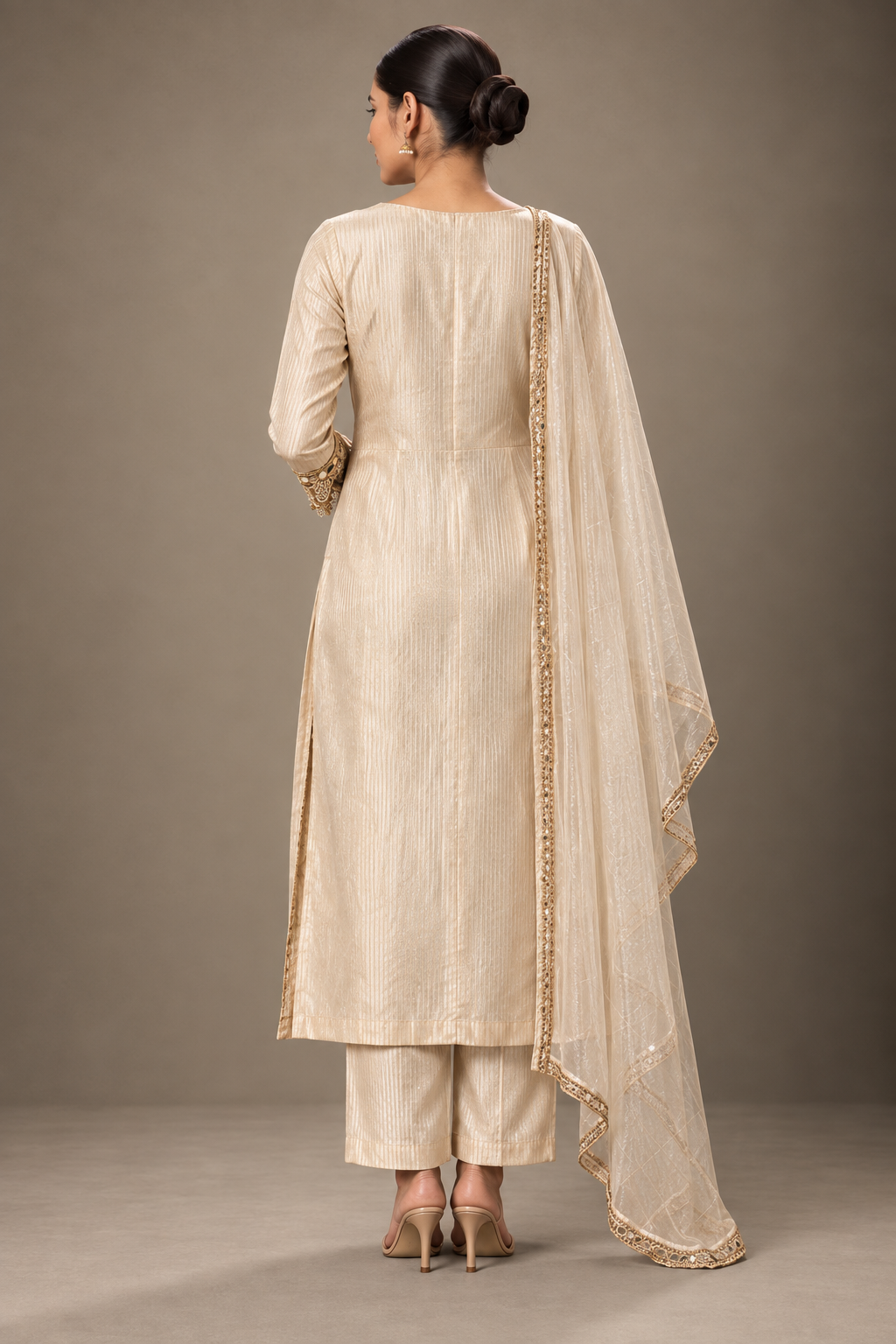SYLE Chandni — Off White