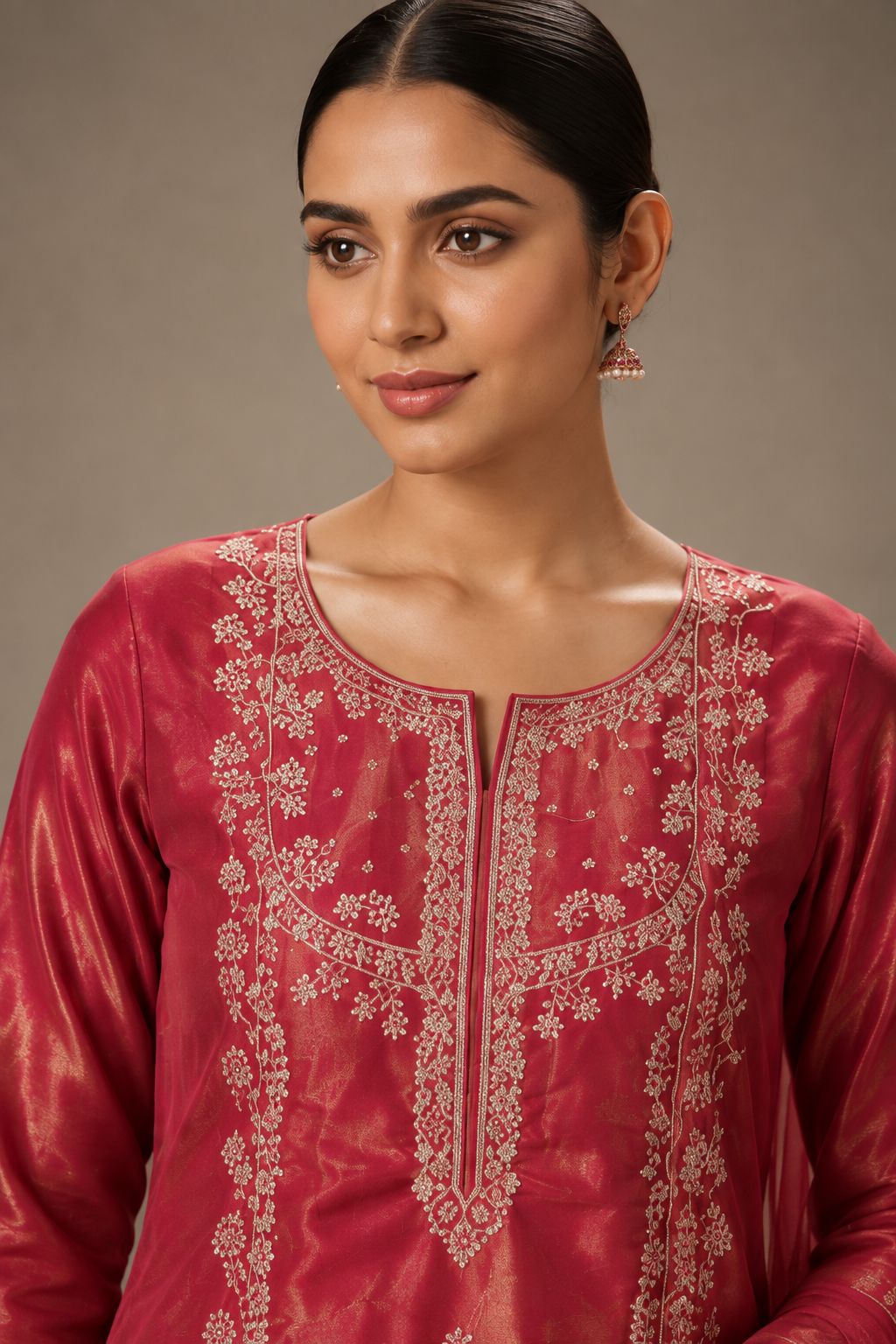 SYLE Naz Ruby Rose high-resolution neckline and embroidery detail